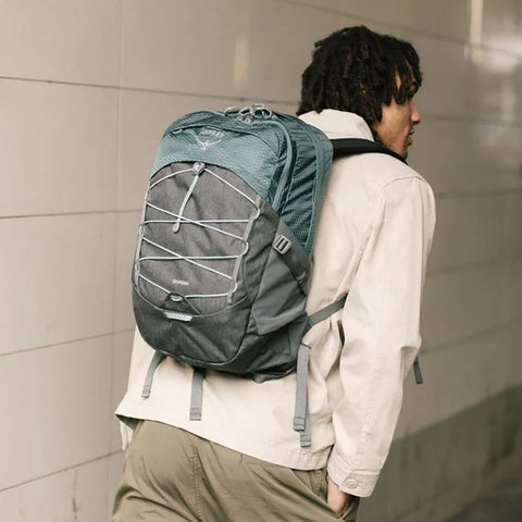 Osprey Quasar 26 Backpack 中背囊