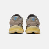 New Balance Unisex's U2010 男女裝 休閒鞋 跑步鞋