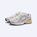 New Balance Unisex's U740 男女裝 休閒鞋 跑步鞋